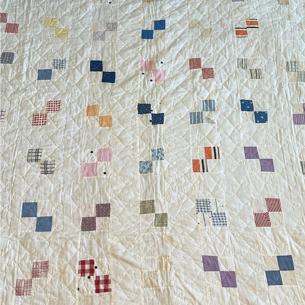 Patchwork Quilt with Multicolor Squares